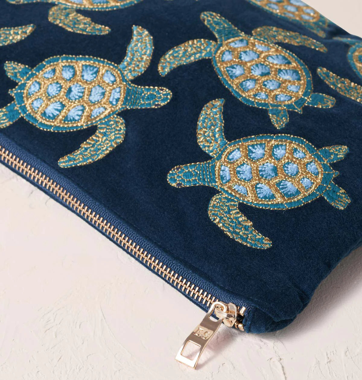 Elizabeth Scarlett Turtle Conservation Everyday Pouch